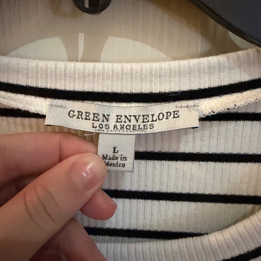 Green Envelope Los Angeles White w/ Black Stripe Long Sleeve Shirt Size L - Picture 3 of 4